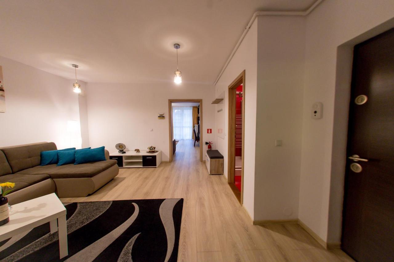 Terezianum Apartments, Free Parking Sibiu Exteriör bild