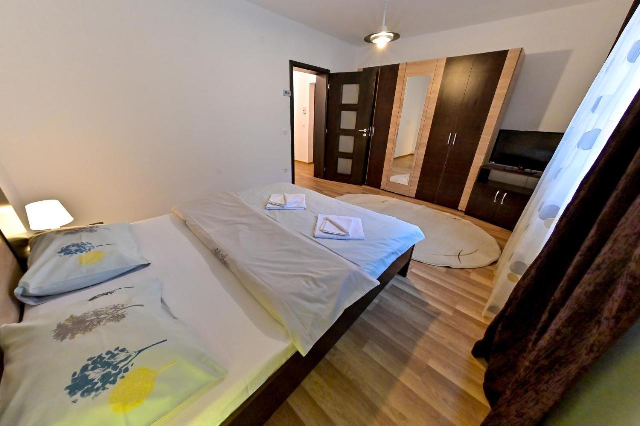 Terezianum Apartments, Free Parking Sibiu Exteriör bild