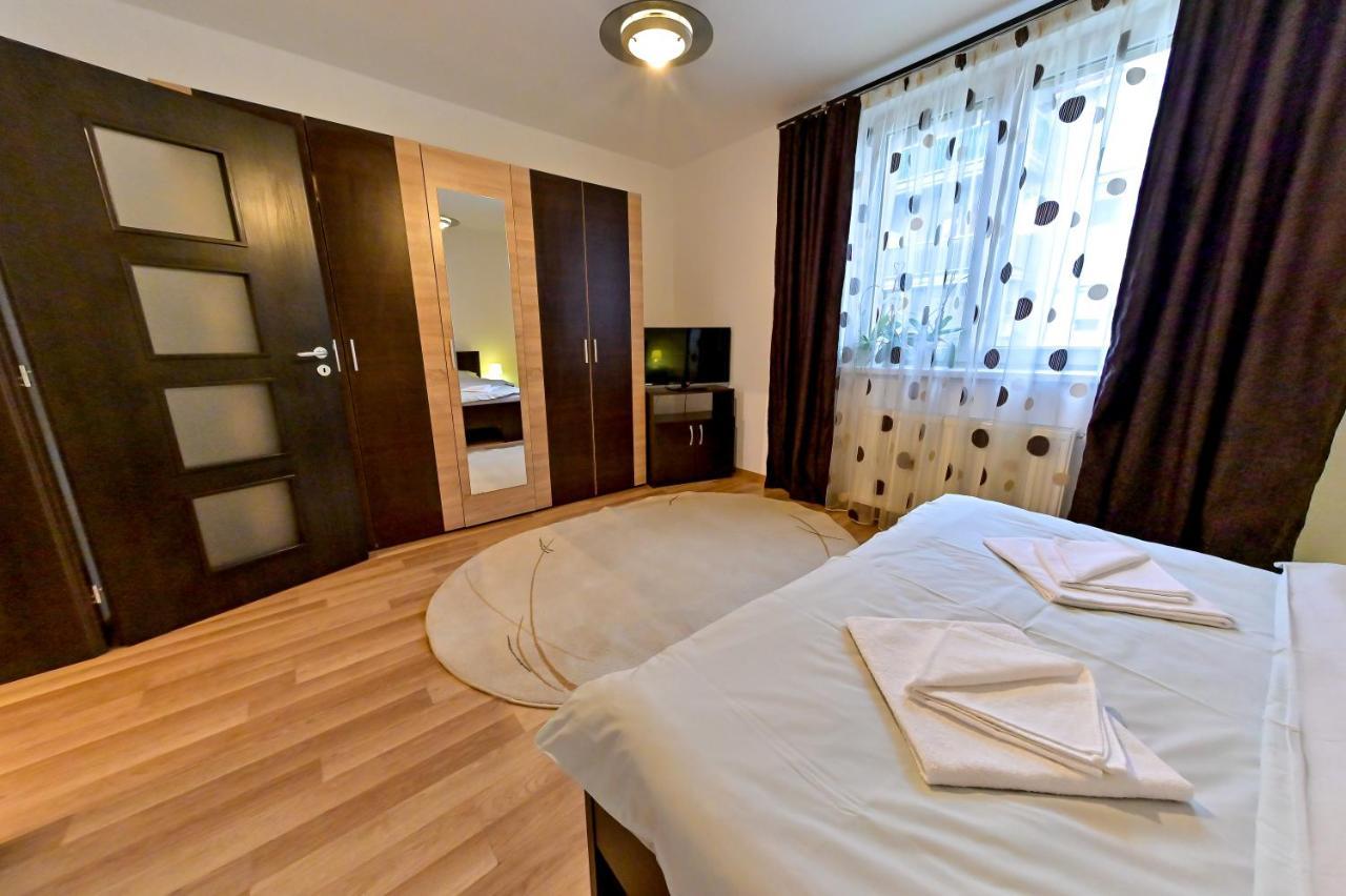 Terezianum Apartments, Free Parking Sibiu Exteriör bild