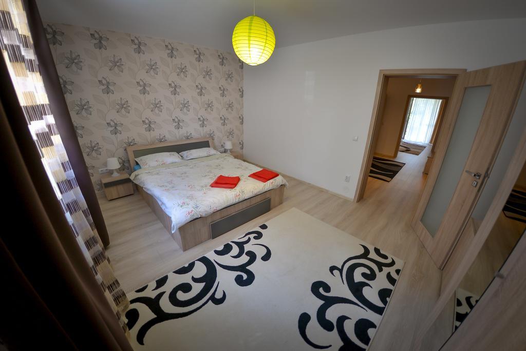 Terezianum Apartments, Free Parking Sibiu Exteriör bild